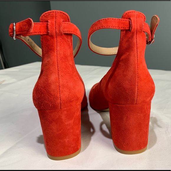 GAP Brick-Red Heels - Picture 3 of 6